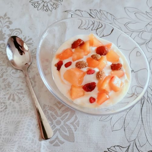 Greek Yogurt Verrines with Summer Fruits: An Easy Recipe