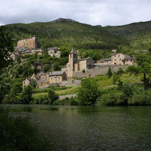 Sainte-Enimie: 3 good reasons to visit this village in the Gorges du Tarn