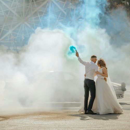 Smoke bombs for a wedding party: the user guide in 5 questions