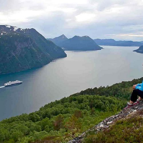 Travel to Norway: Decoding a Trendy Destination